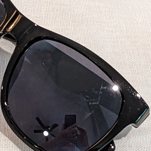 Total Black Out Stylish Sexy Unisex Iconic Sunglasses like Ray Ban - Picture 9 of 16